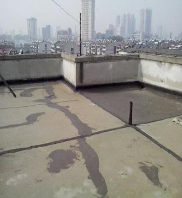 精河漏水维修 楼顶漏水是什么原因，楼顶漏水维修方法是什么?